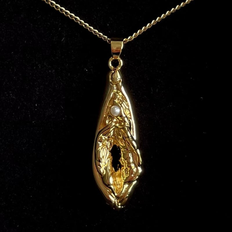 Gold-Plated Pussy Pendant with Pearl