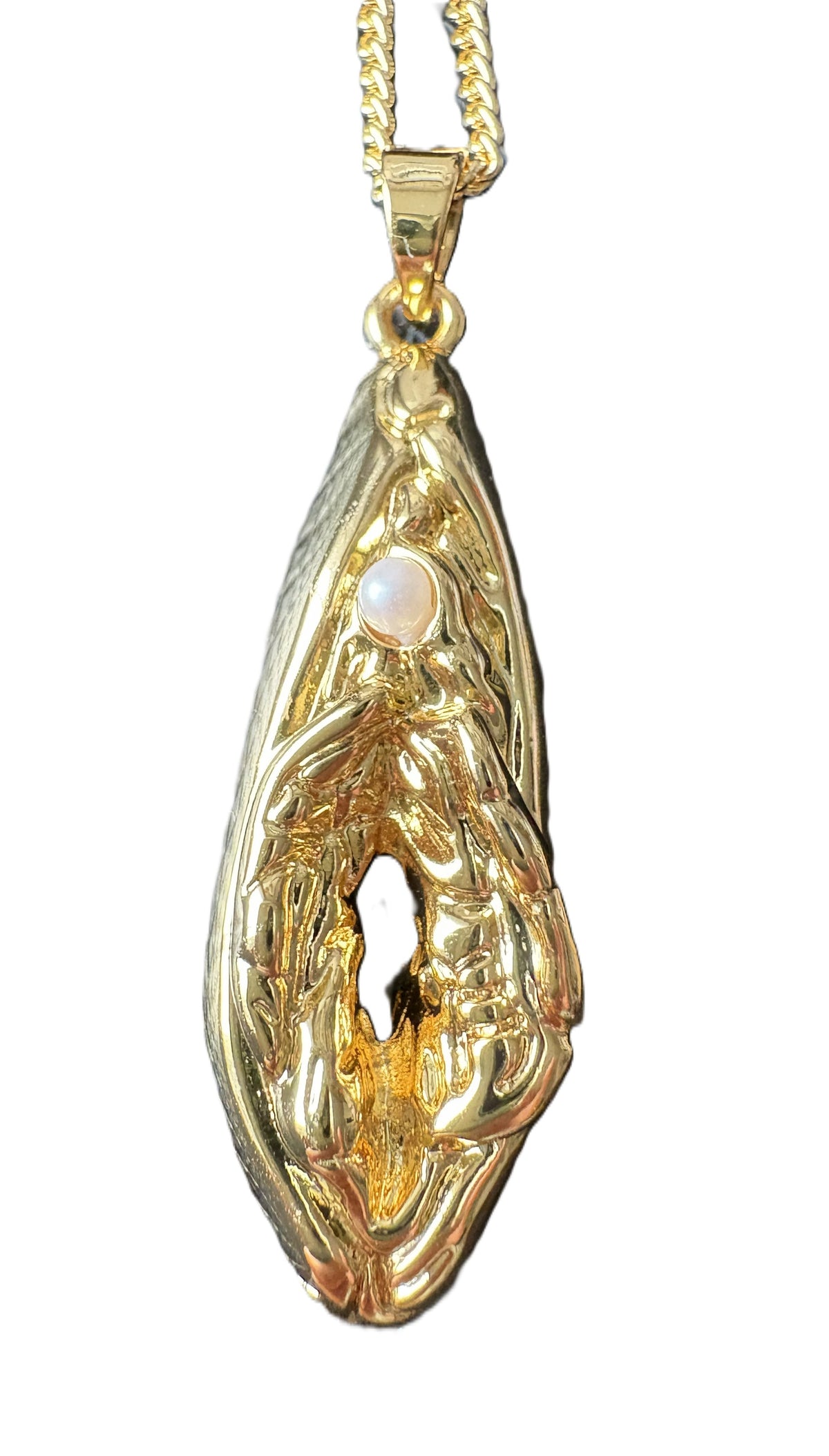 Gold-Plated Pussy Pendant with Pearl